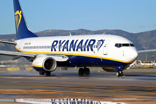 Ryanair vrea o o limitare a băuturilor alcoolice pe care pasagerii le pot consuma în aeroporturi